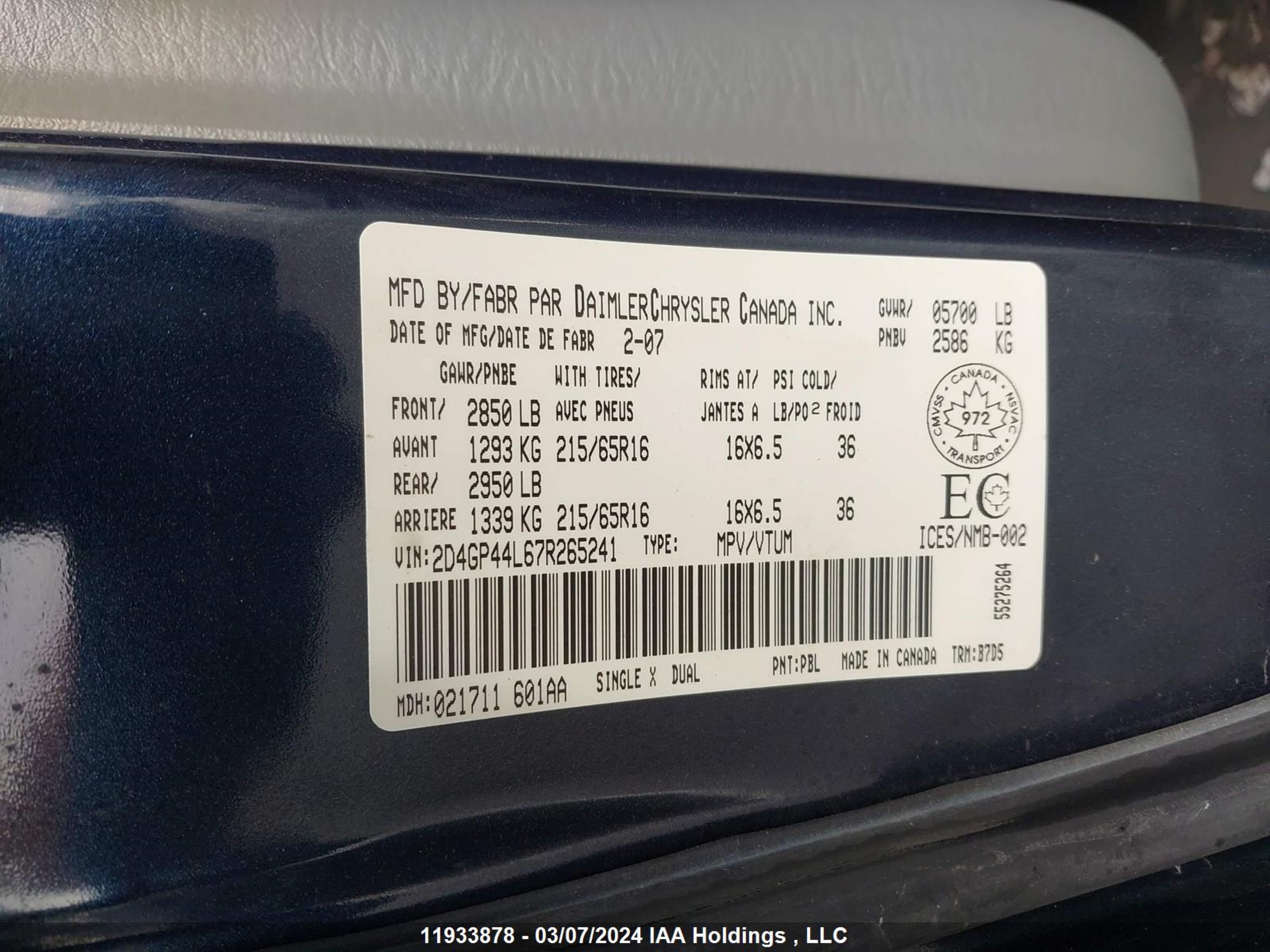 Photo 8 VIN: 2D4GP44L67R265241 - DODGE CARAVAN 