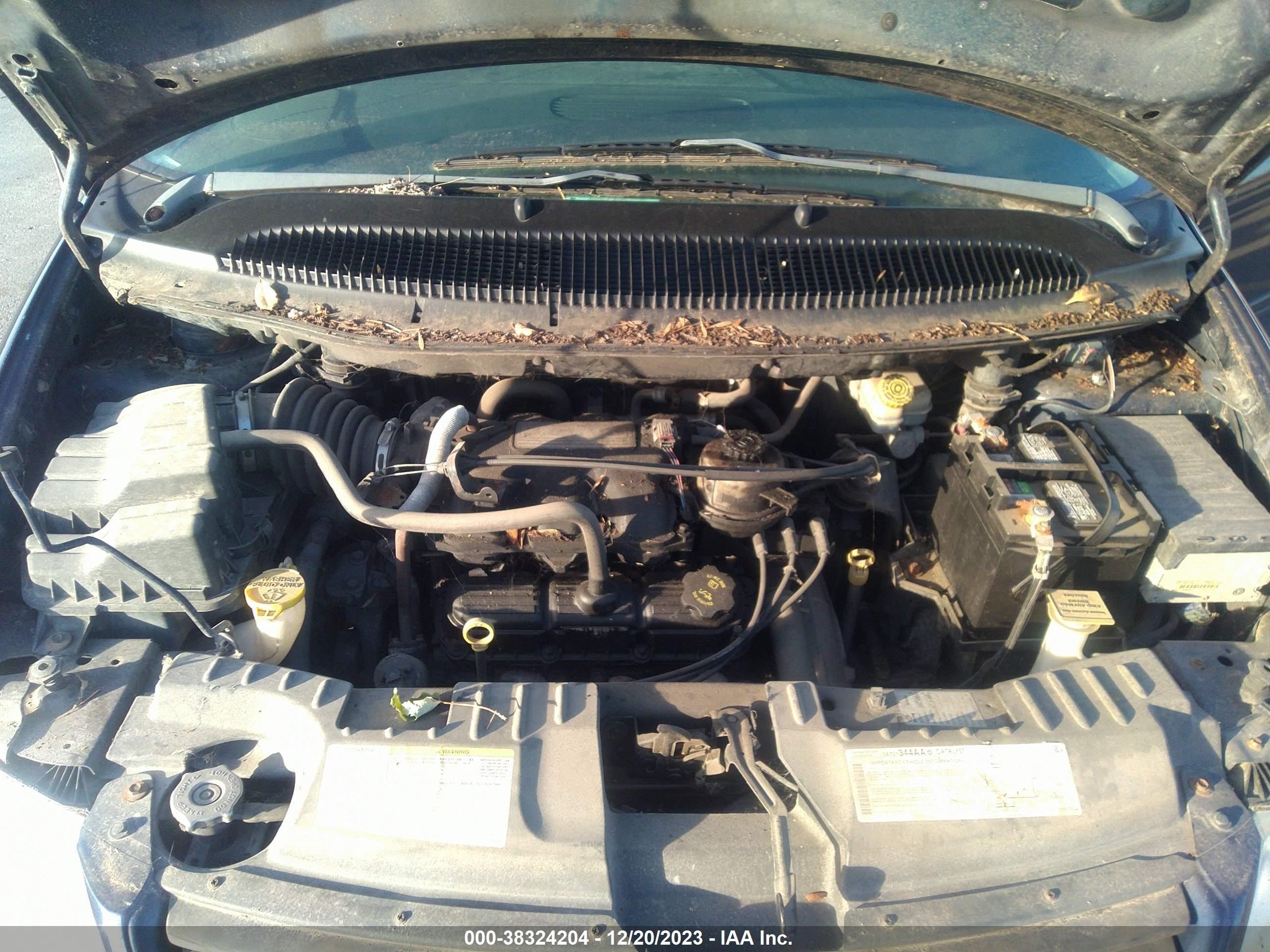 Photo 9 VIN: 2D4GP44L85R500557 - DODGE CARAVAN 