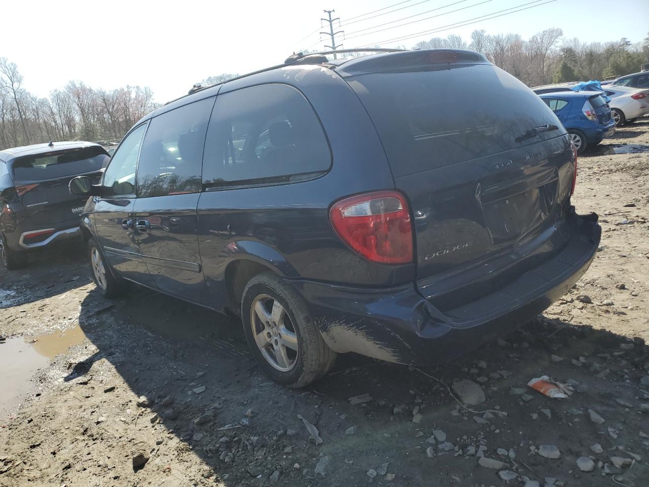 Photo 1 VIN: 2D4GP44L95R369624 - DODGE CARAVAN 