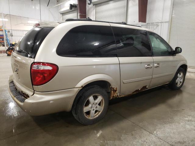 Photo 2 VIN: 2D4GP44L95R415145 - DODGE CARAVAN 