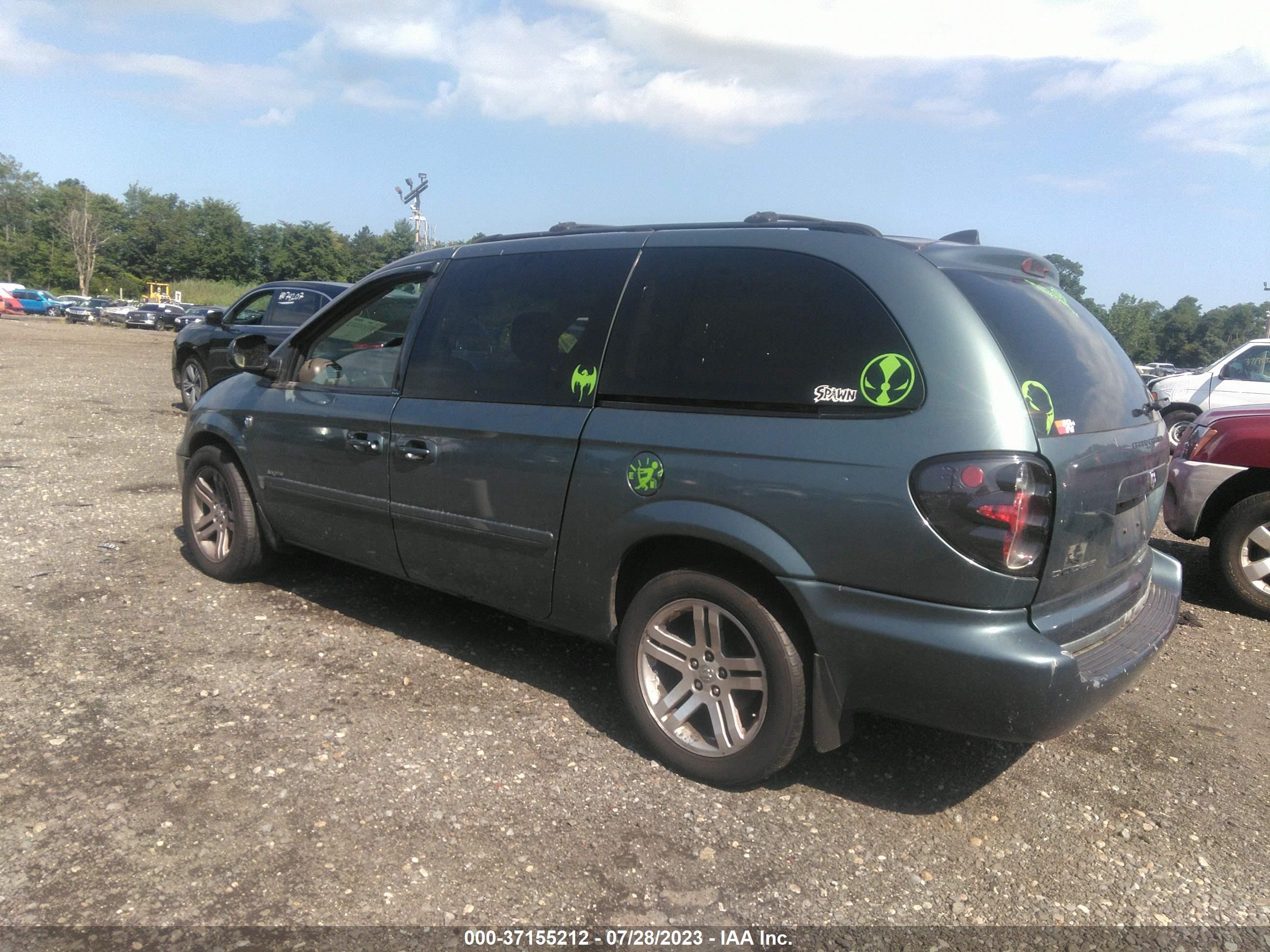 Photo 2 VIN: 2D4GP44L97R355578 - DODGE CARAVAN 