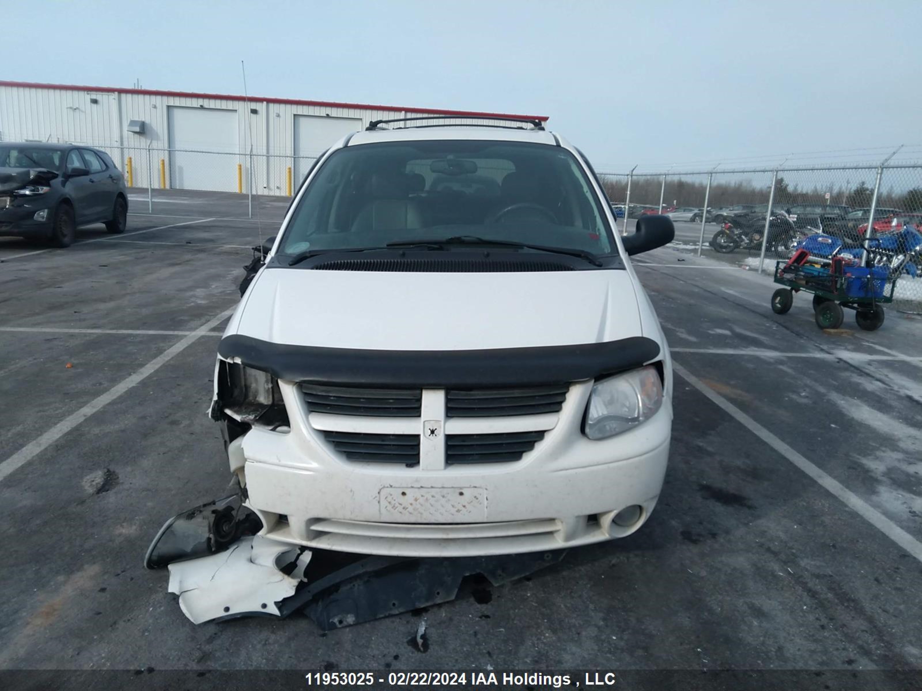 Photo 11 VIN: 2D4GP44LX7R169709 - DODGE CARAVAN 