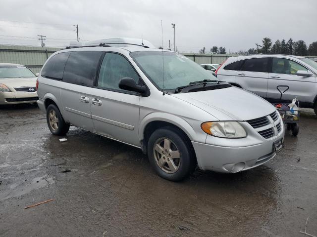 Photo 3 VIN: 2D4GP44LX7R228466 - DODGE CARAVAN 