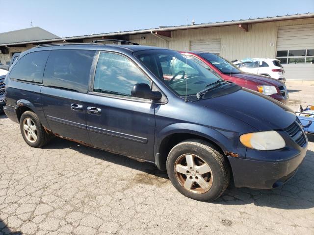 Photo 3 VIN: 2D4GP44LX7R318894 - DODGE CARAVAN 