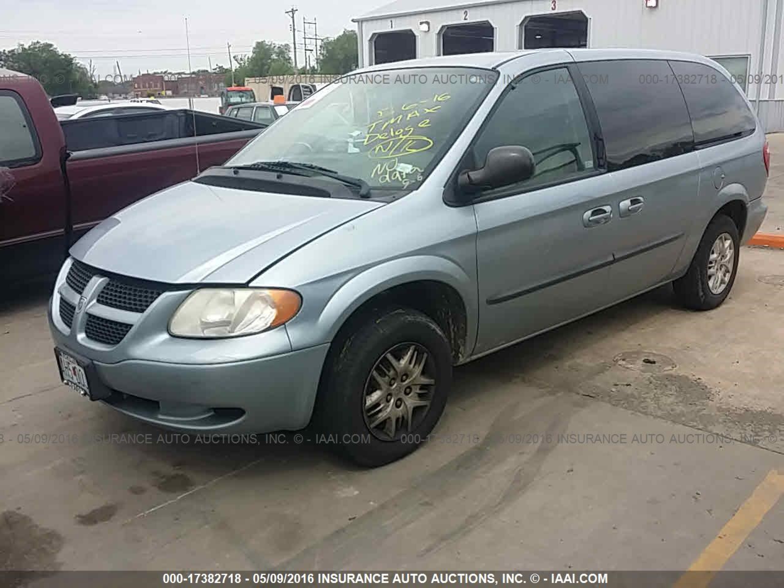 Photo 1 VIN: 2D4GP44R03R382246 - DODGE CARAVAN 