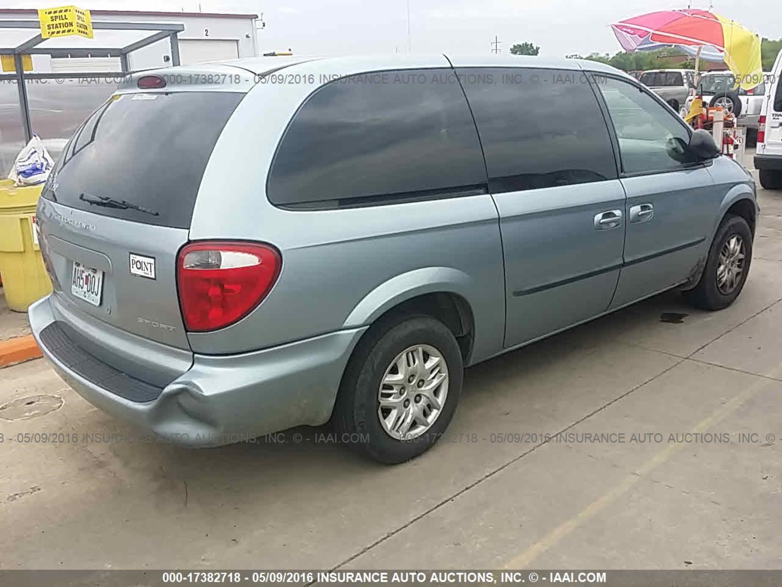 Photo 3 VIN: 2D4GP44R03R382246 - DODGE CARAVAN 