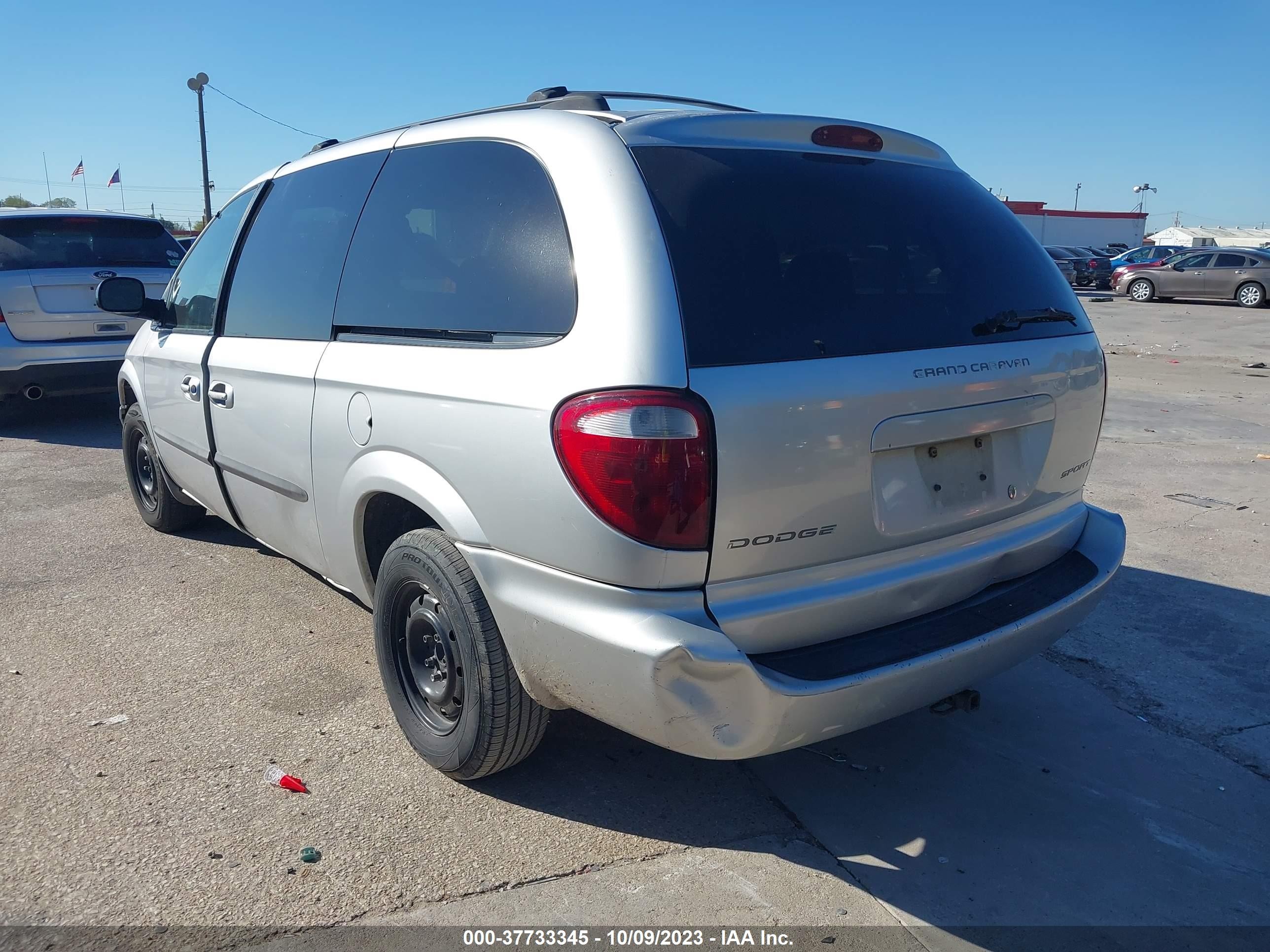 Photo 2 VIN: 2D4GP44R13R253478 - DODGE CARAVAN 