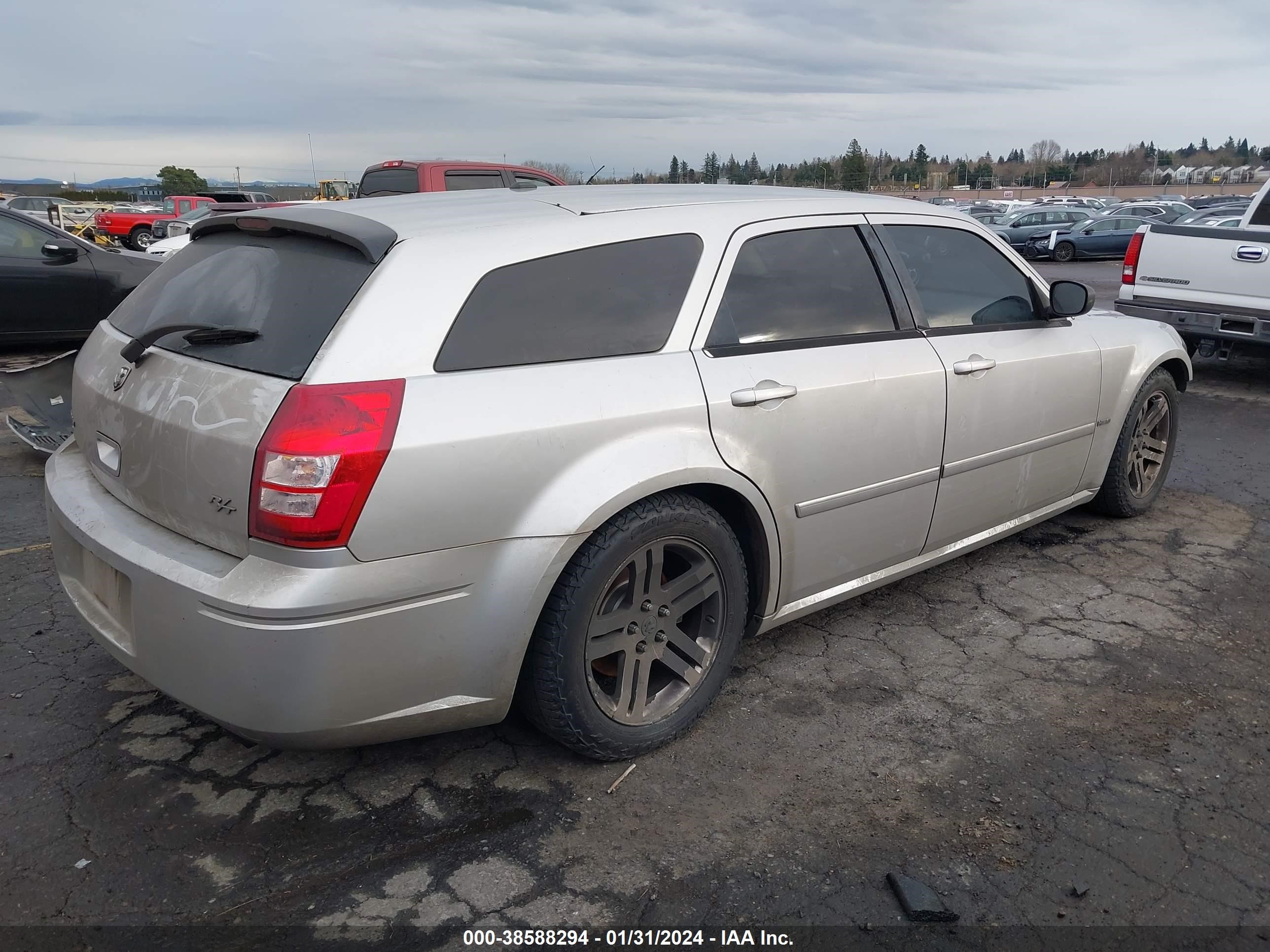 Photo 3 VIN: 2D4GV57267H730783 - DODGE MAGNUM 