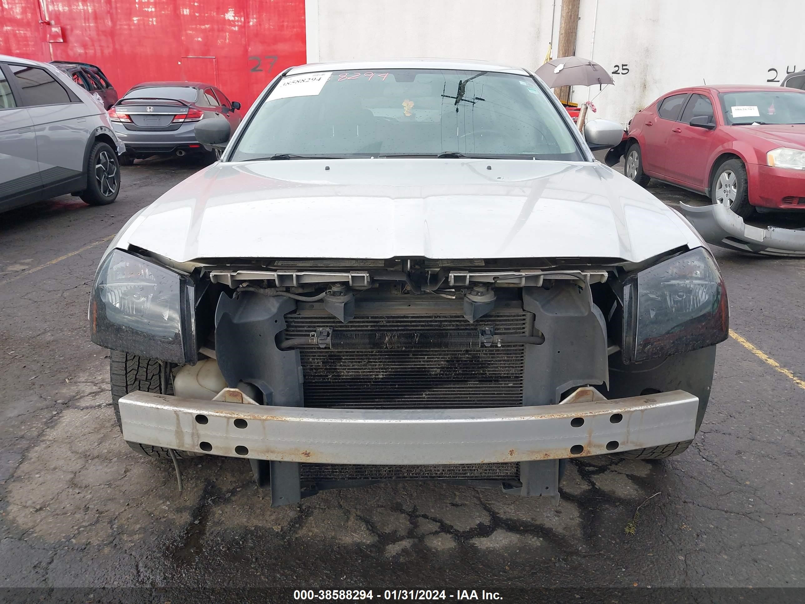 Photo 5 VIN: 2D4GV57267H730783 - DODGE MAGNUM 