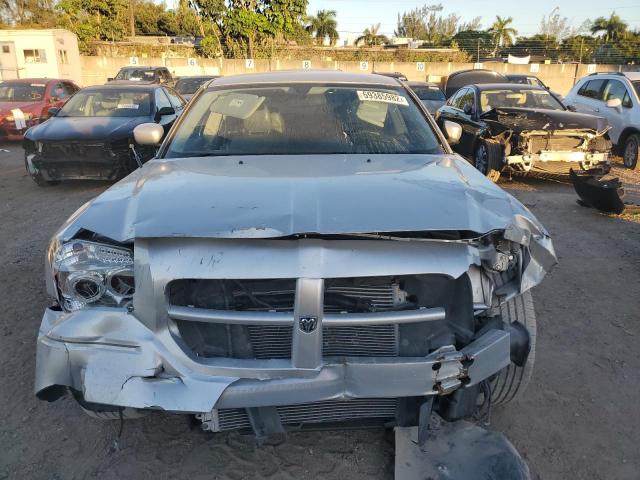 Photo 4 VIN: 2D4GV58205H547052 - DODGE MAGNUM 