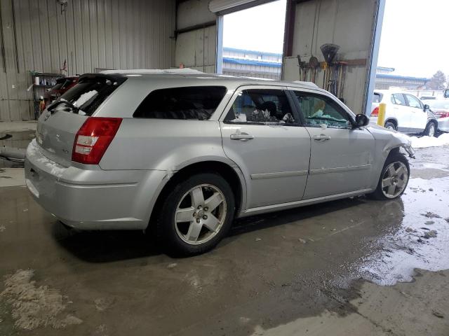 Photo 2 VIN: 2D4GZ48V85H647067 - DODGE MAGNUM 