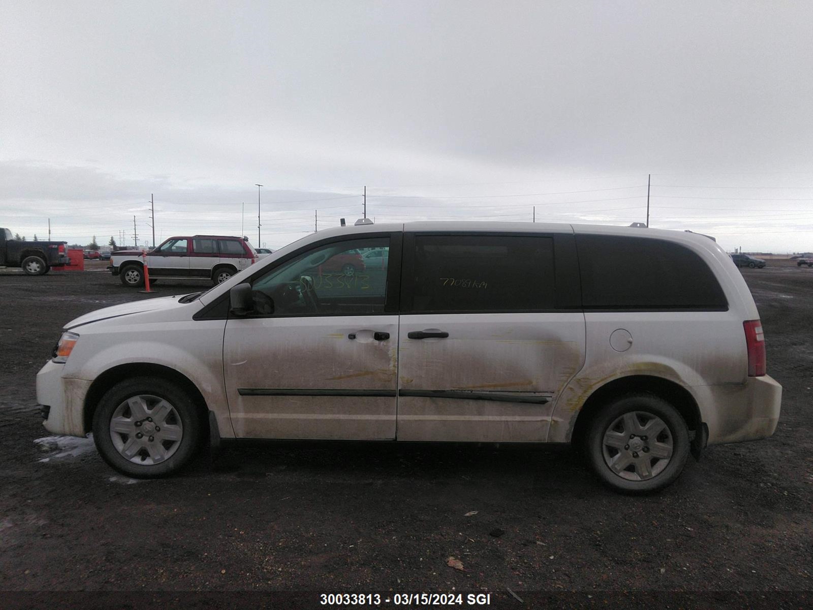 Photo 13 VIN: 2D4HN11EX9R683402 - DODGE CARAVAN 