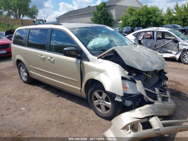 Photo 0 VIN: 2D4RN3D12AR385813 - DODGE GRAND CARAVAN 