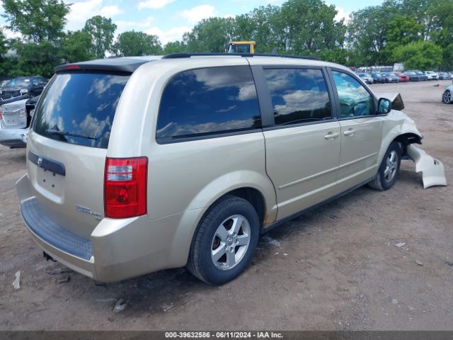 Photo 3 VIN: 2D4RN3D12AR385813 - DODGE GRAND CARAVAN 