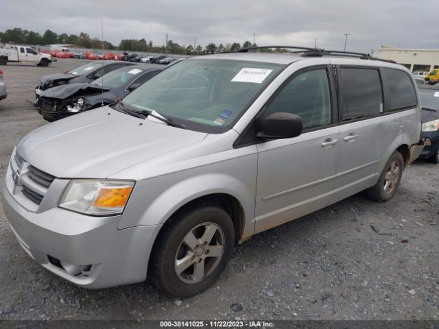 Photo 1 VIN: 2D4RN3D13AR379745 - DODGE GRAND CARAVAN 