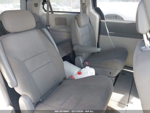 Photo 7 VIN: 2D4RN3D13AR402232 - DODGE GRAND CARAVAN 