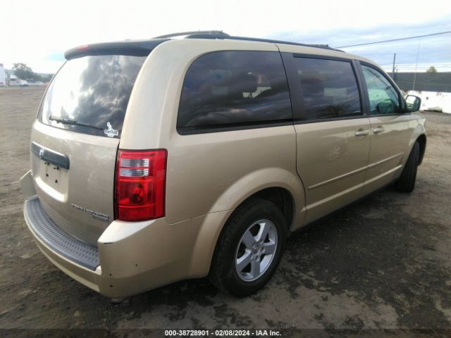 Photo 3 VIN: 2D4RN3D1XAR389429 - DODGE GRAND CARAVAN 