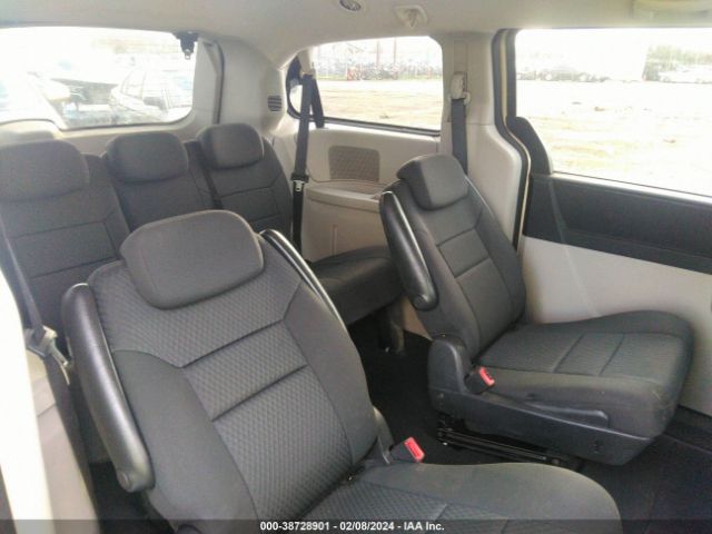 Photo 7 VIN: 2D4RN3D1XAR389429 - DODGE GRAND CARAVAN 