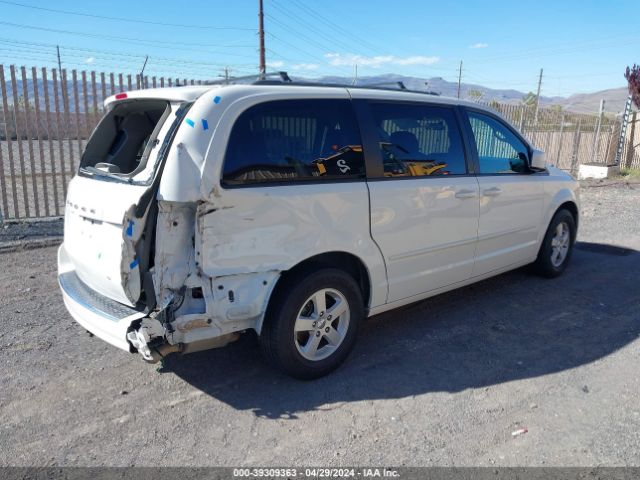 Photo 3 VIN: 2D4RN3DG2BR728819 - DODGE GRAND CARAVAN 