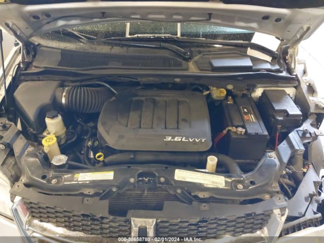 Photo 9 VIN: 2D4RN3DG3BR628728 - DODGE GRAND CARAVAN 