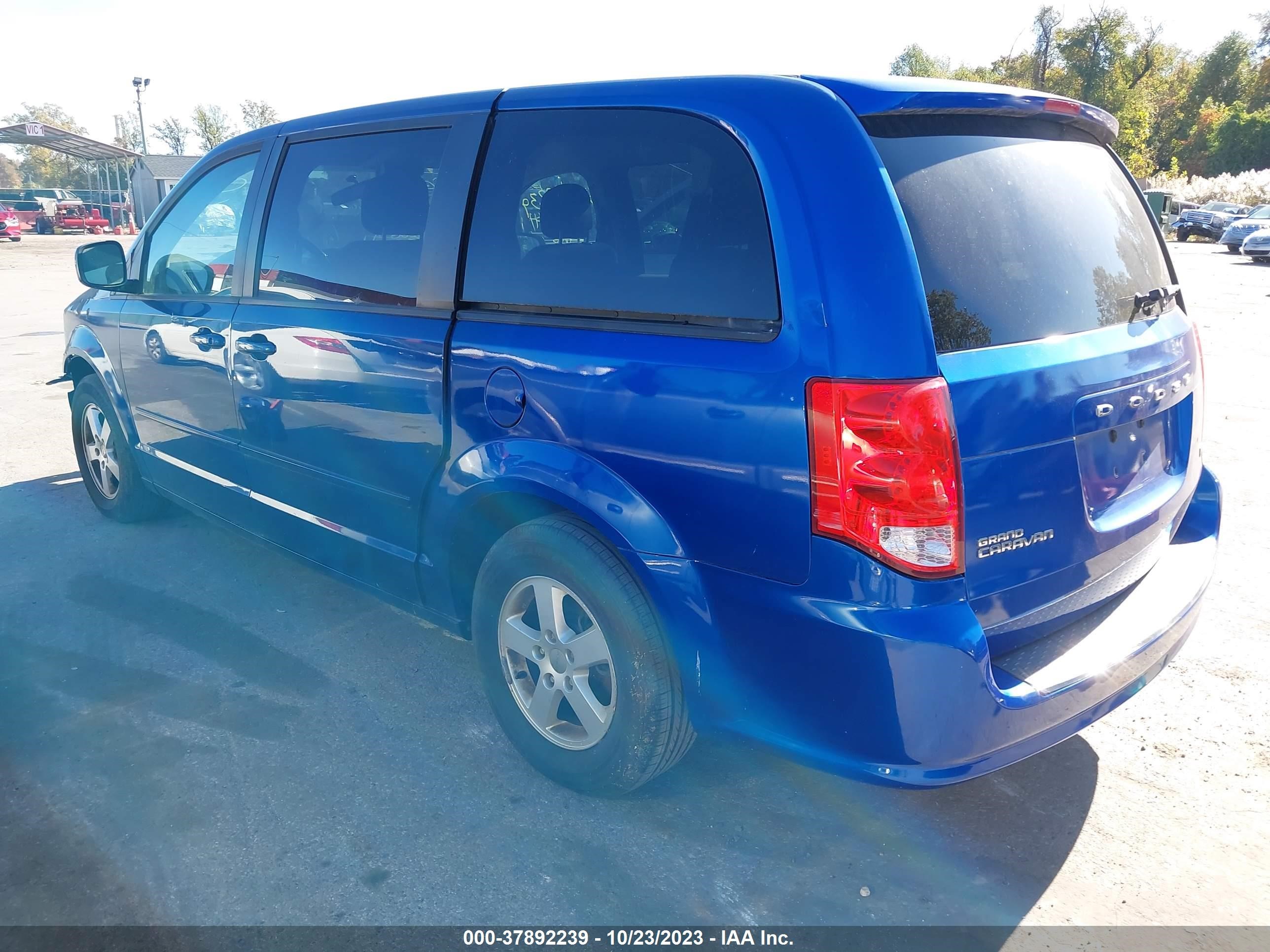 Photo 2 VIN: 2D4RN3DG3BR722866 - DODGE GRAND CARAVAN 