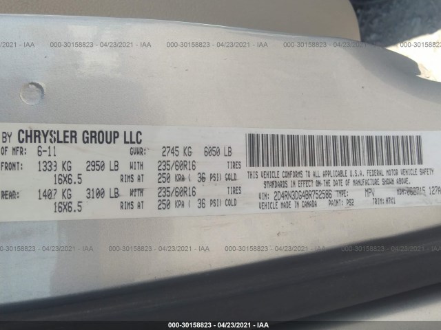 Photo 8 VIN: 2D4RN3DG4BR752586 - DODGE GRAND CARAVAN 