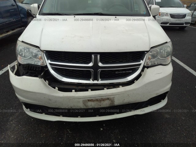 Photo 5 VIN: 2D4RN3DG7BR637870 - DODGE GRAND CARAVAN 