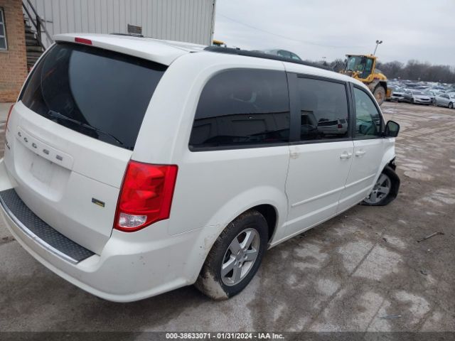 Photo 3 VIN: 2D4RN3DG7BR640199 - DODGE GRAND CARAVAN 