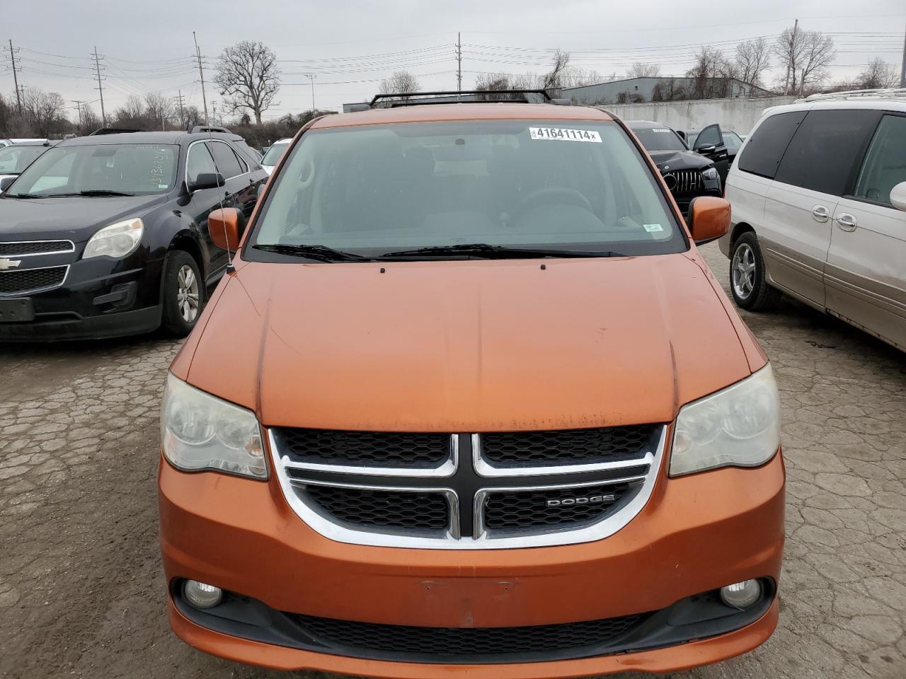 Photo 4 VIN: 2D4RN3DG7BR728928 - DODGE CARAVAN 