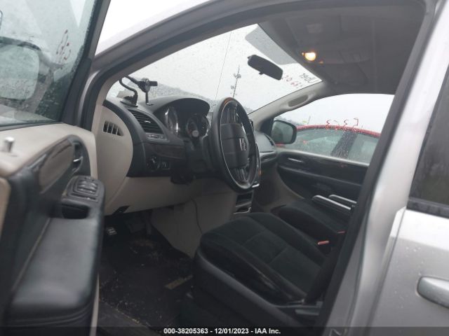 Photo 4 VIN: 2D4RN3DG7BR752890 - DODGE GRAND CARAVAN 