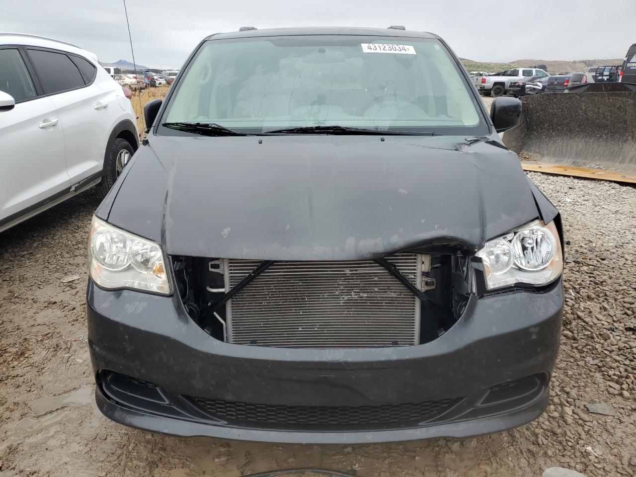 Photo 4 VIN: 2D4RN3DG7BR754798 - DODGE CARAVAN 