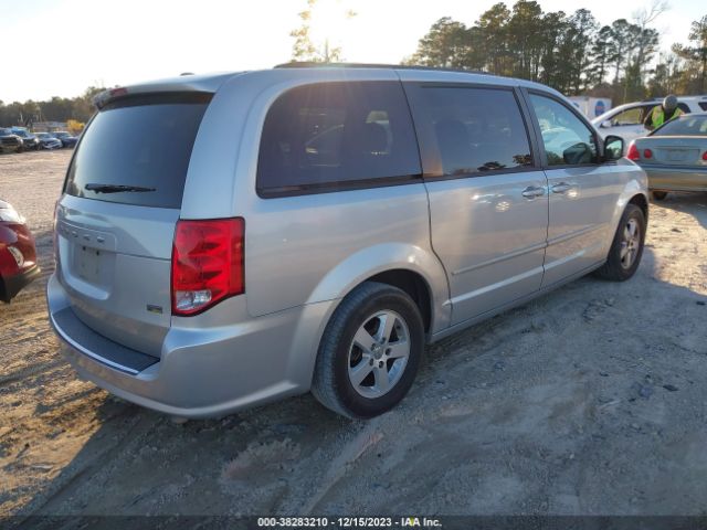 Photo 3 VIN: 2D4RN3DG9BR738957 - DODGE GRAND CARAVAN 