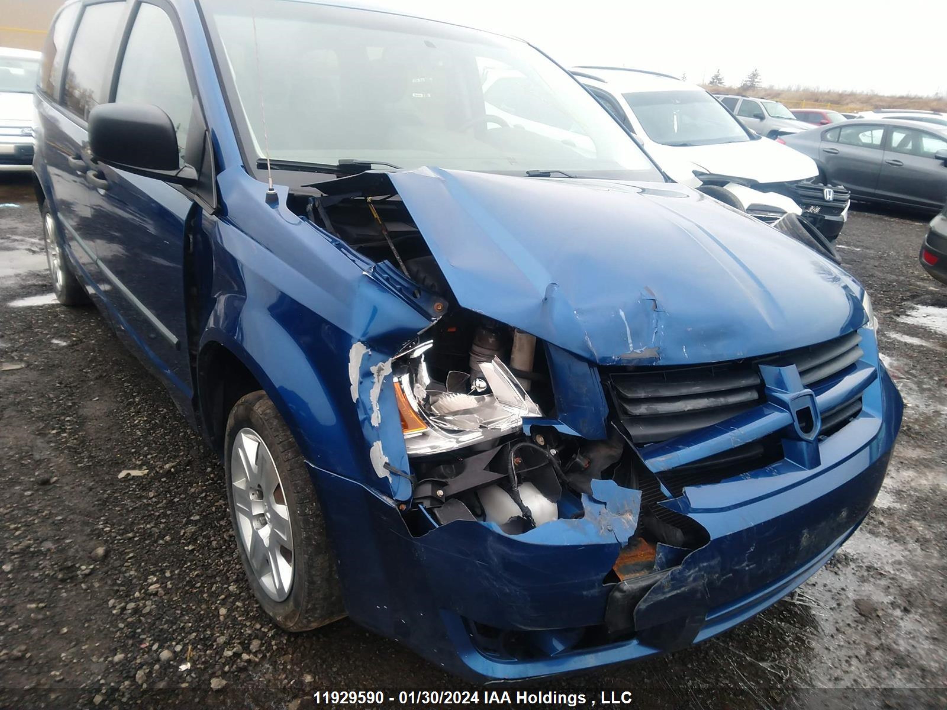 Photo 5 VIN: 2D4RN4DE0AR173520 - DODGE CARAVAN 