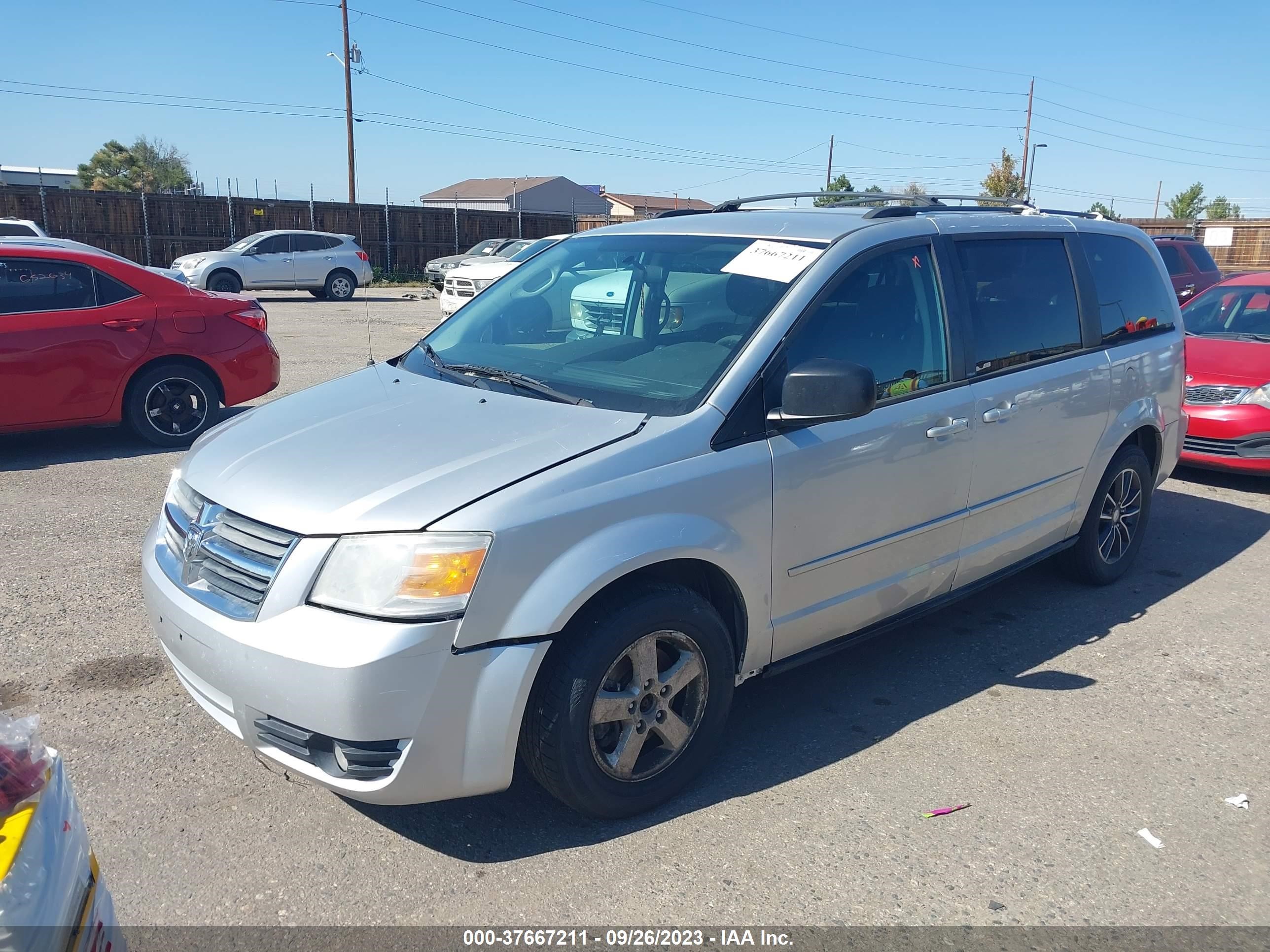 Photo 1 VIN: 2D4RN4DE0AR221050 - DODGE CARAVAN 