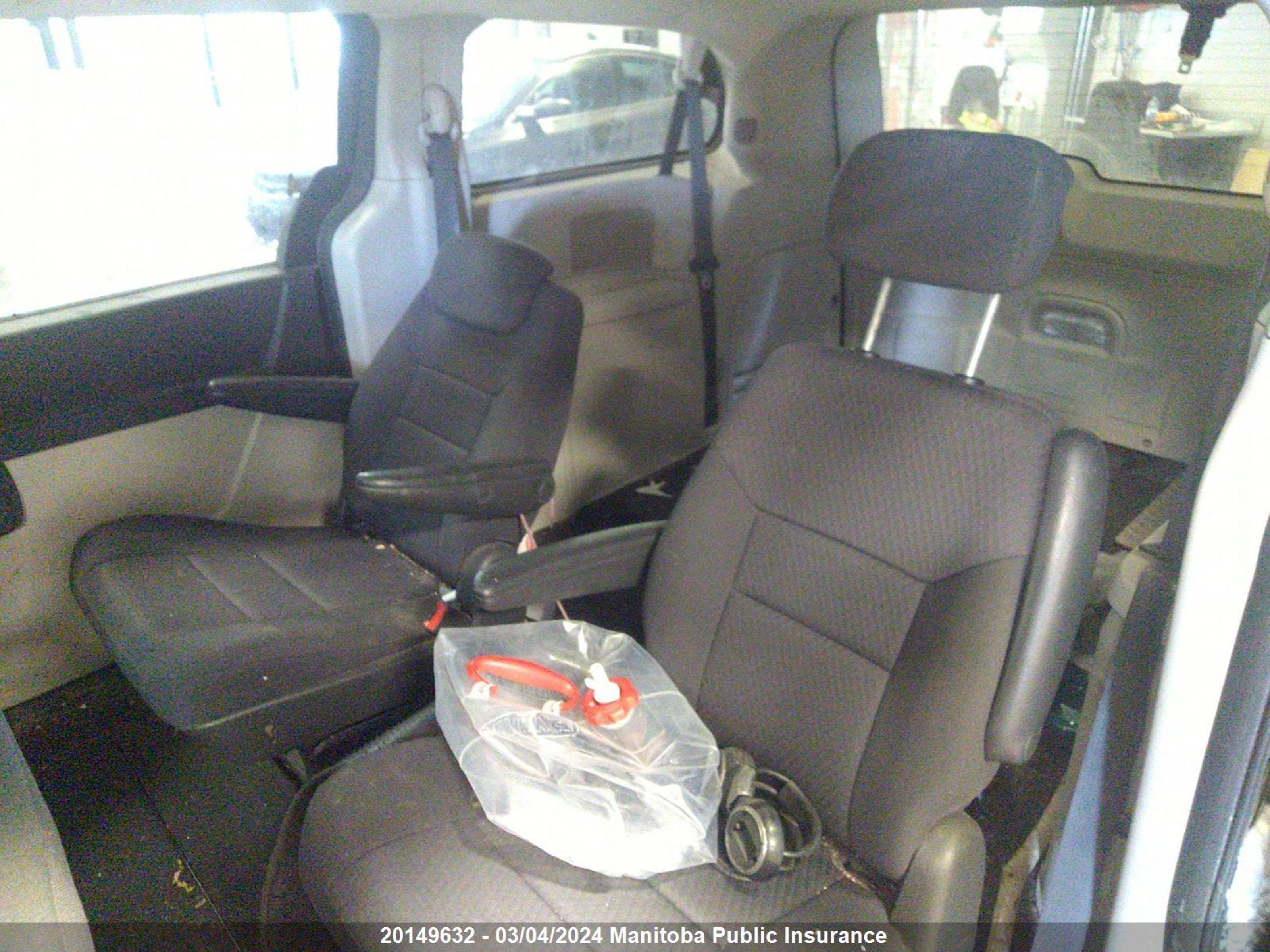 Photo 7 VIN: 2D4RN4DE0AR234185 - DODGE CARAVAN 