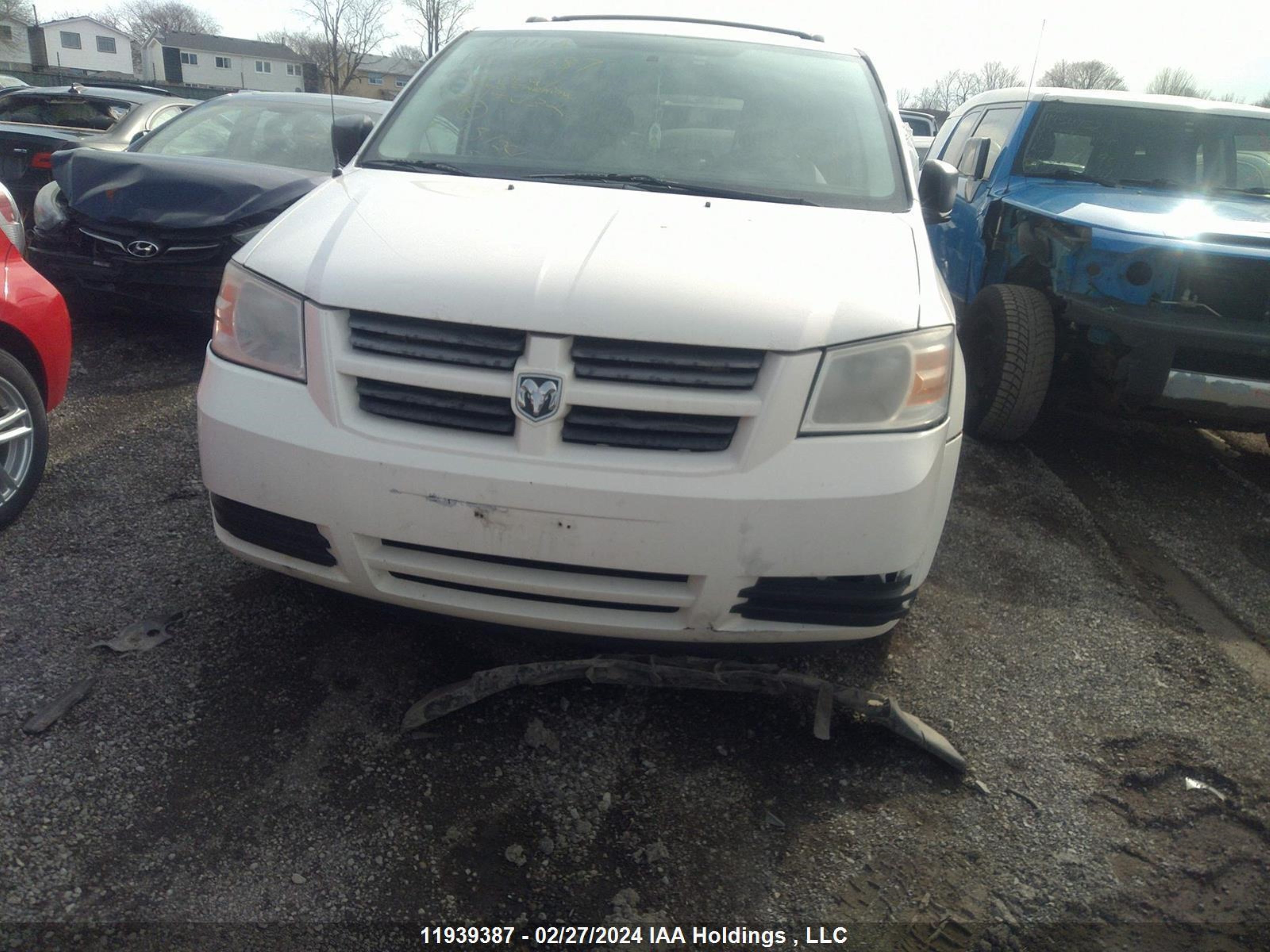 Photo 11 VIN: 2D4RN4DE0AR294032 - DODGE CARAVAN 