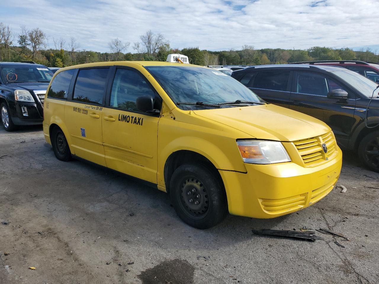 Photo 3 VIN: 2D4RN4DE0AR439344 - DODGE CARAVAN 