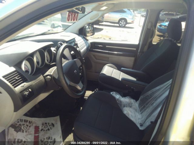 Photo 4 VIN: 2D4RN4DE1AR112452 - DODGE GRAND CARAVAN 