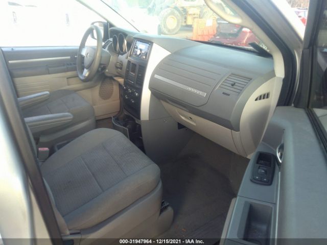 Photo 4 VIN: 2D4RN4DE1AR123550 - DODGE GRAND CARAVAN 