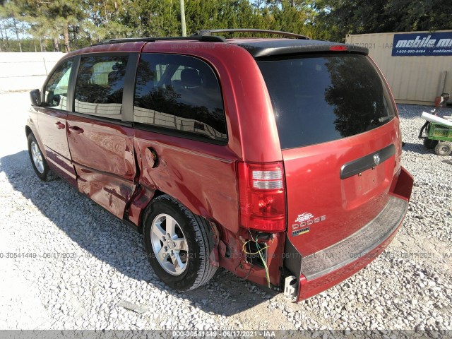 Photo 2 VIN: 2D4RN4DE1AR231621 - DODGE GRAND CARAVAN 