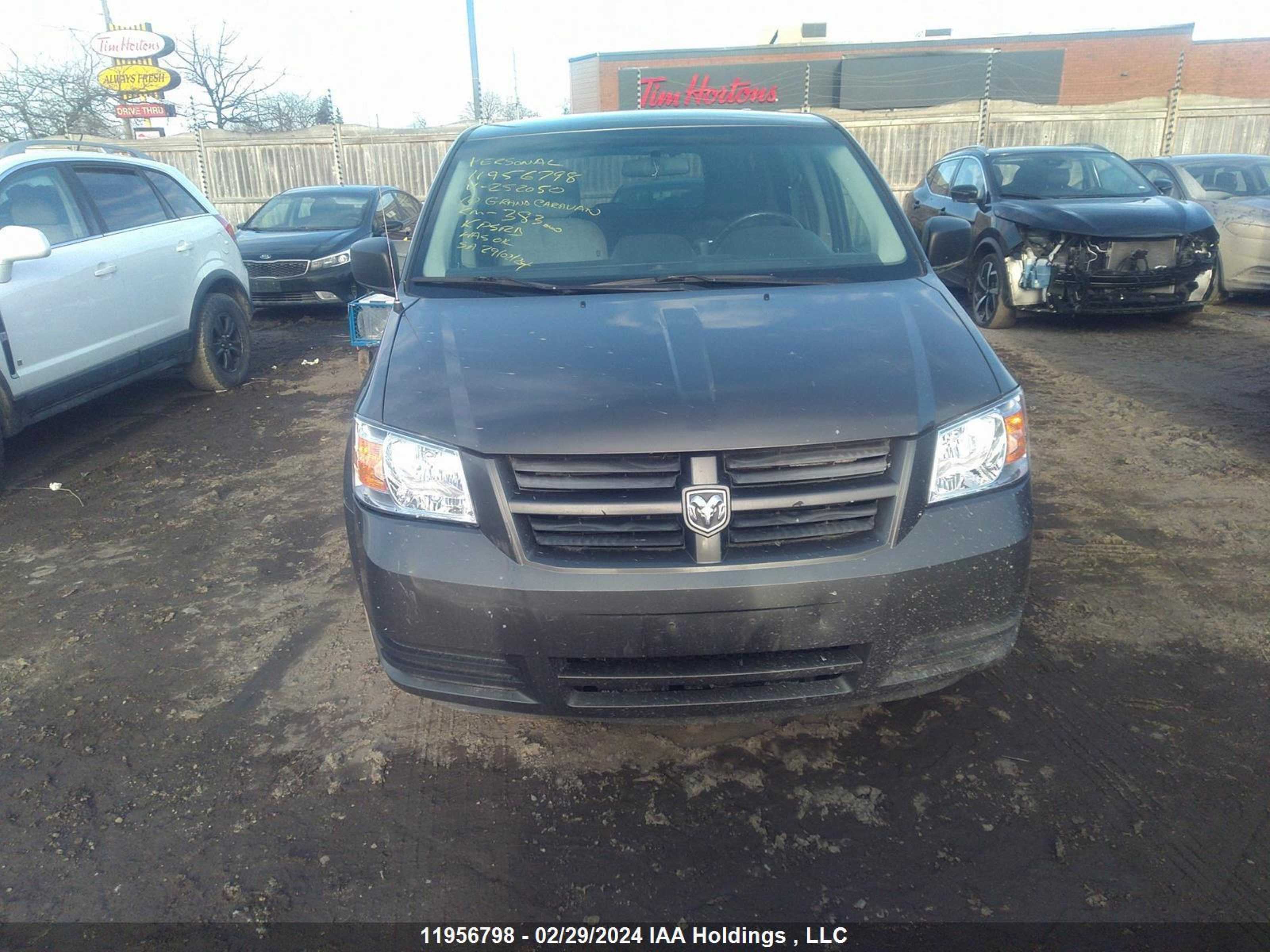 Photo 11 VIN: 2D4RN4DE1AR252050 - DODGE CARAVAN 