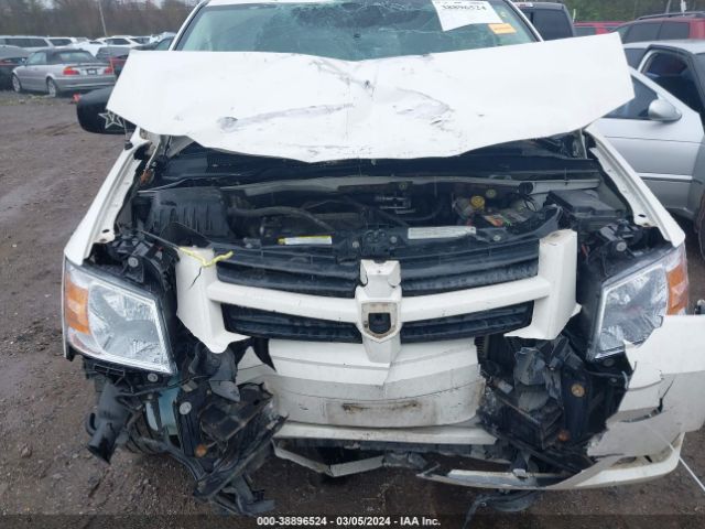 Photo 9 VIN: 2D4RN4DE1AR326907 - DODGE GRAND CARAVAN 