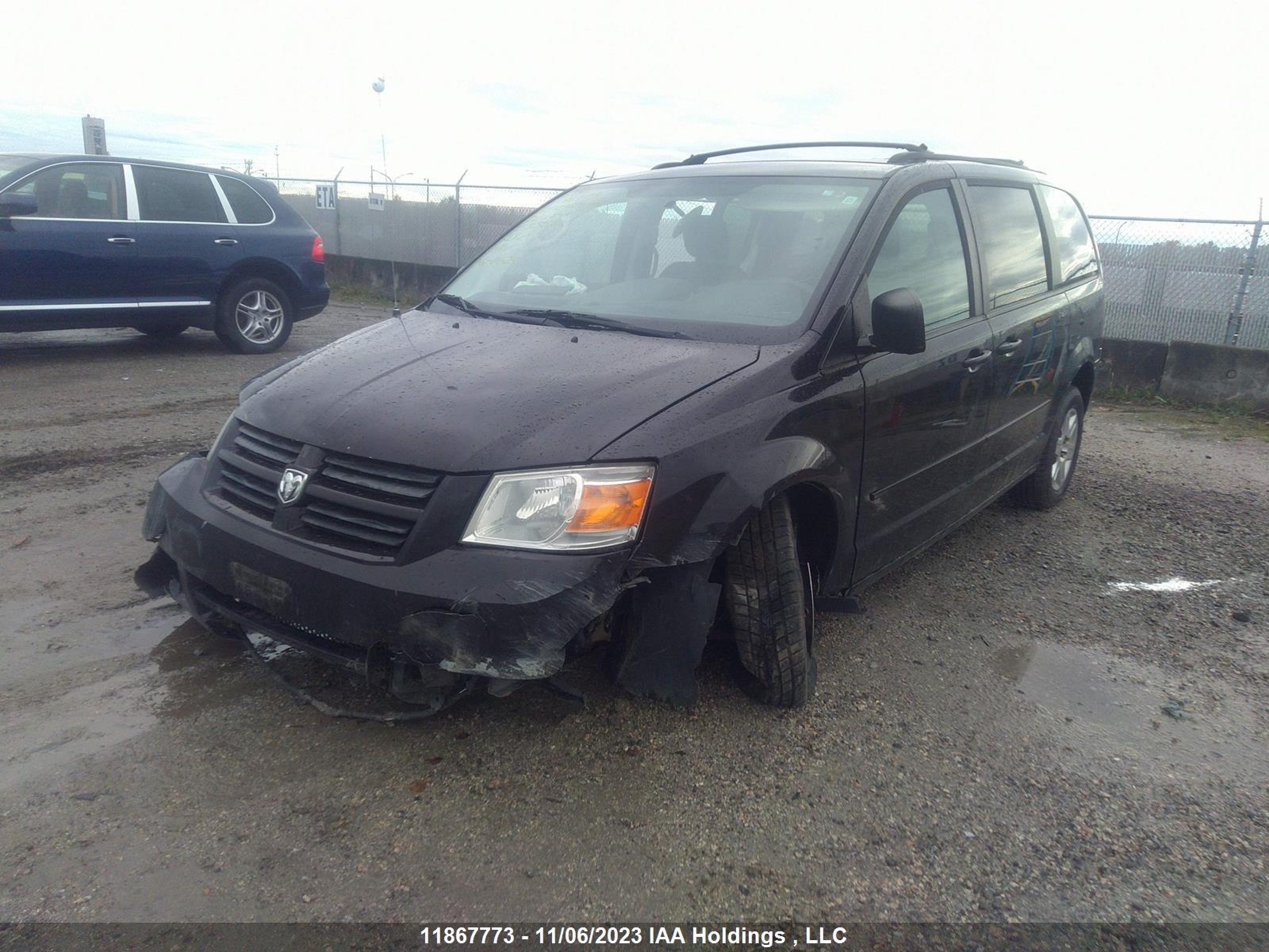 Photo 1 VIN: 2D4RN4DE2AR211846 - DODGE CARAVAN 