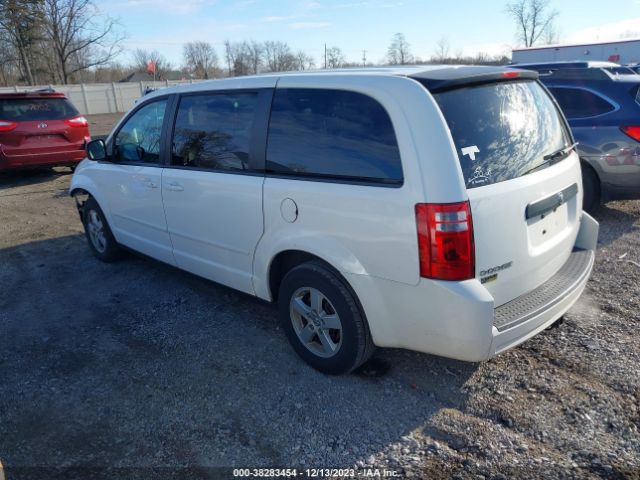 Photo 2 VIN: 2D4RN4DE2AR343215 - DODGE GRAND CARAVAN 