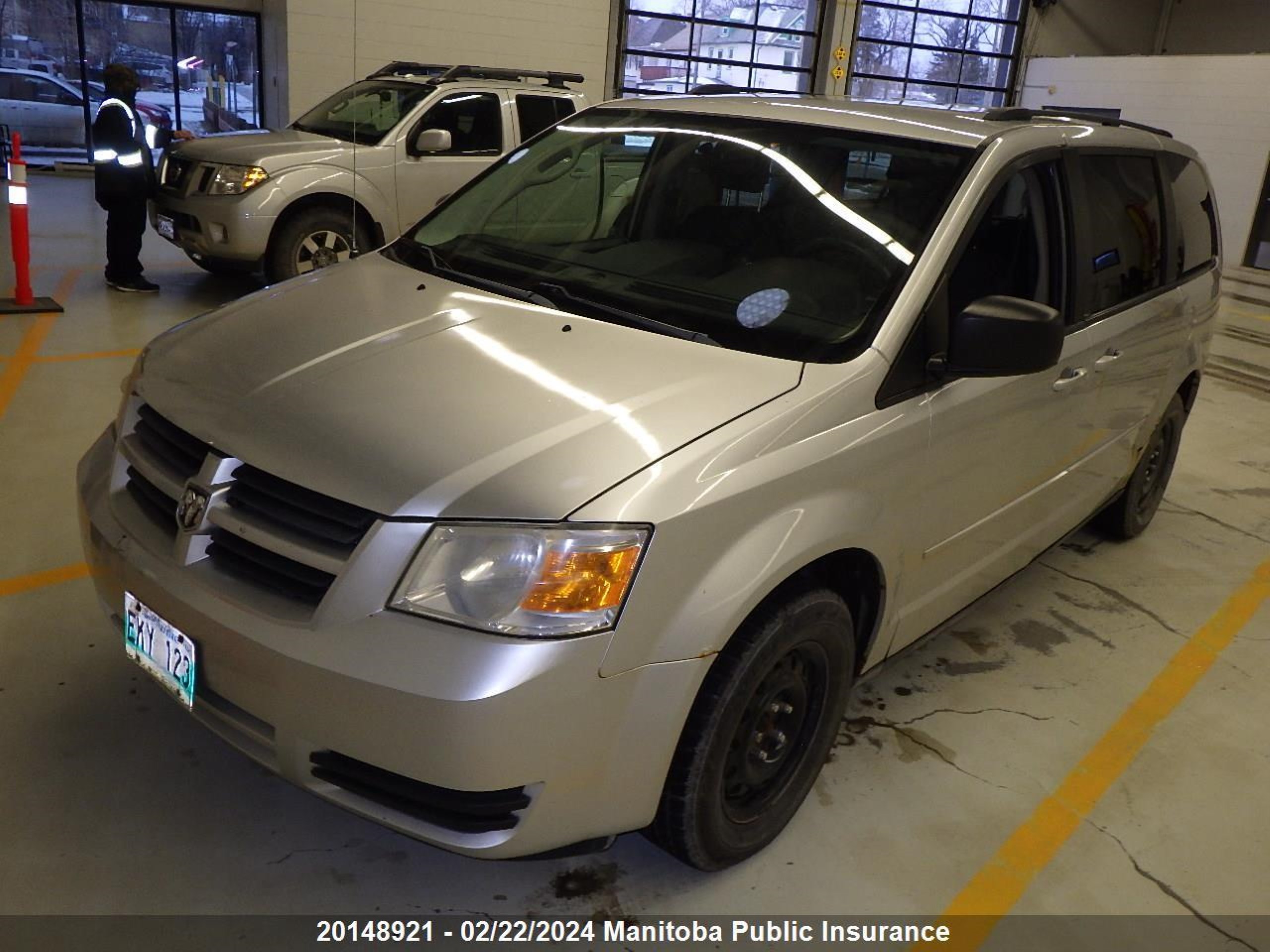 Photo 7 VIN: 2D4RN4DE2AR379454 - DODGE CARAVAN 