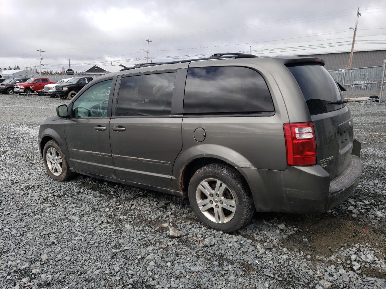 Photo 1 VIN: 2D4RN4DE2AR417555 - DODGE CARAVAN 