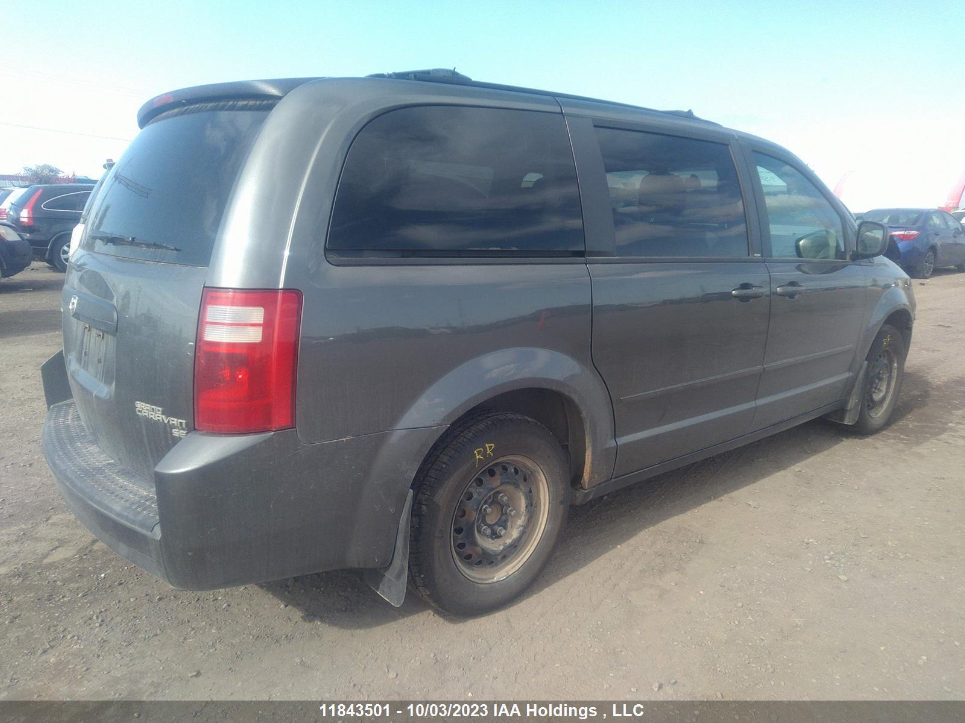 Photo 3 VIN: 2D4RN4DE2AR465993 - DODGE CARAVAN 