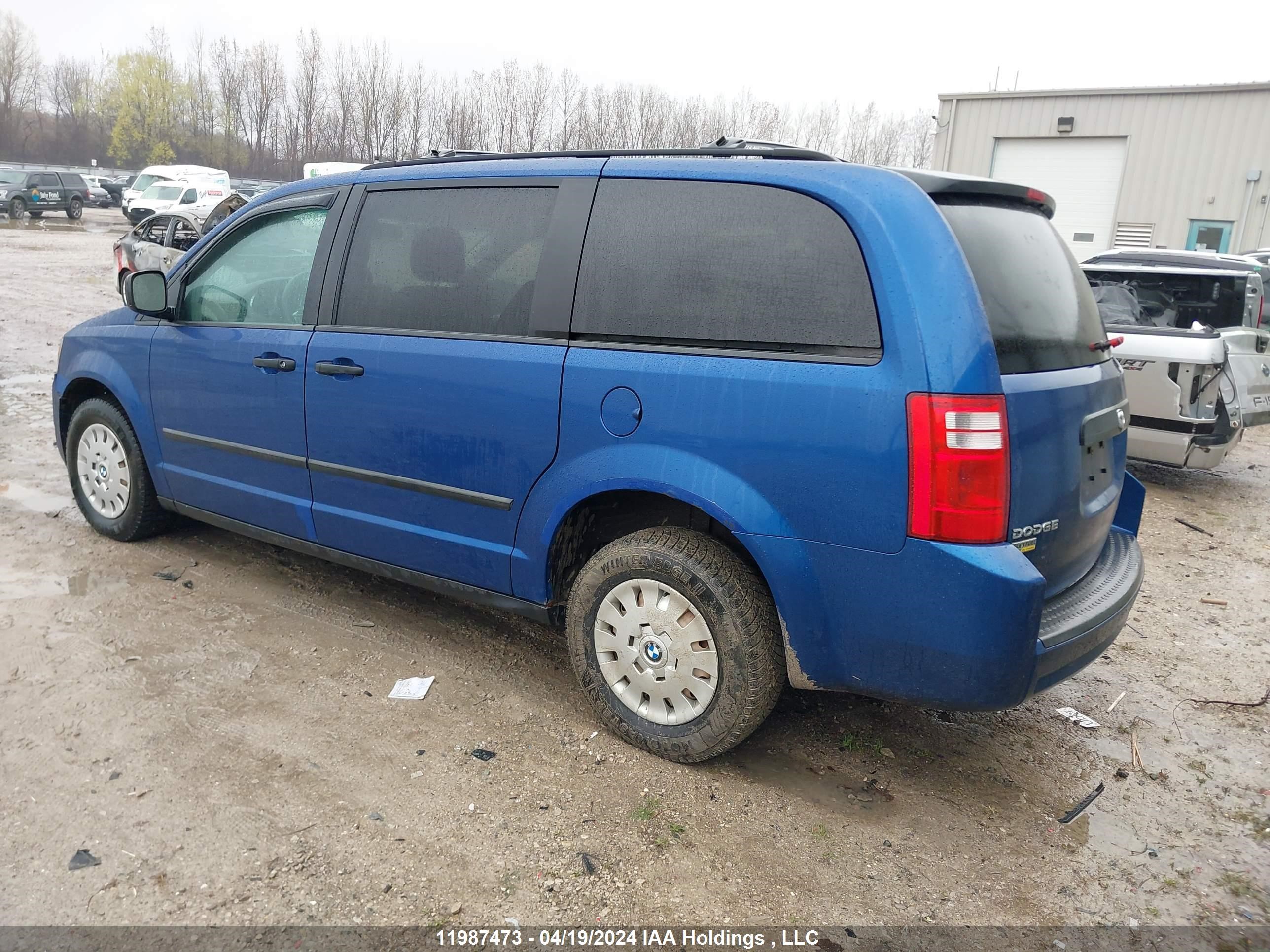 Photo 2 VIN: 2D4RN4DE2AR476783 - DODGE CARAVAN 