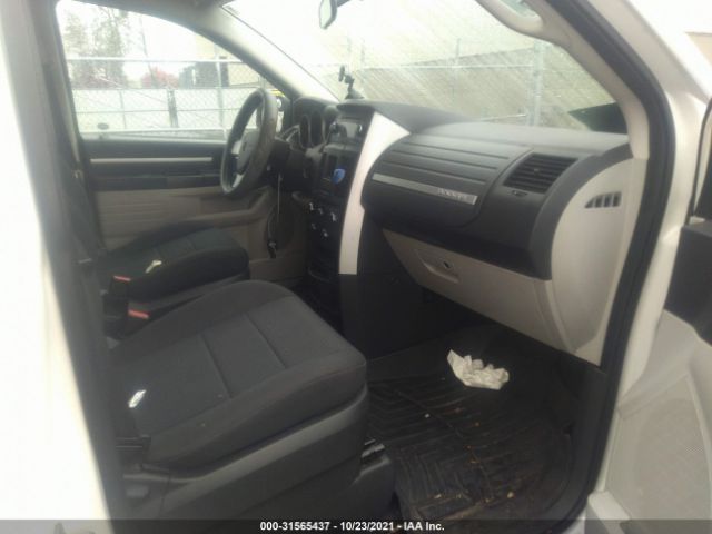 Photo 4 VIN: 2D4RN4DE3AR211645 - DODGE GRAND CARAVAN 