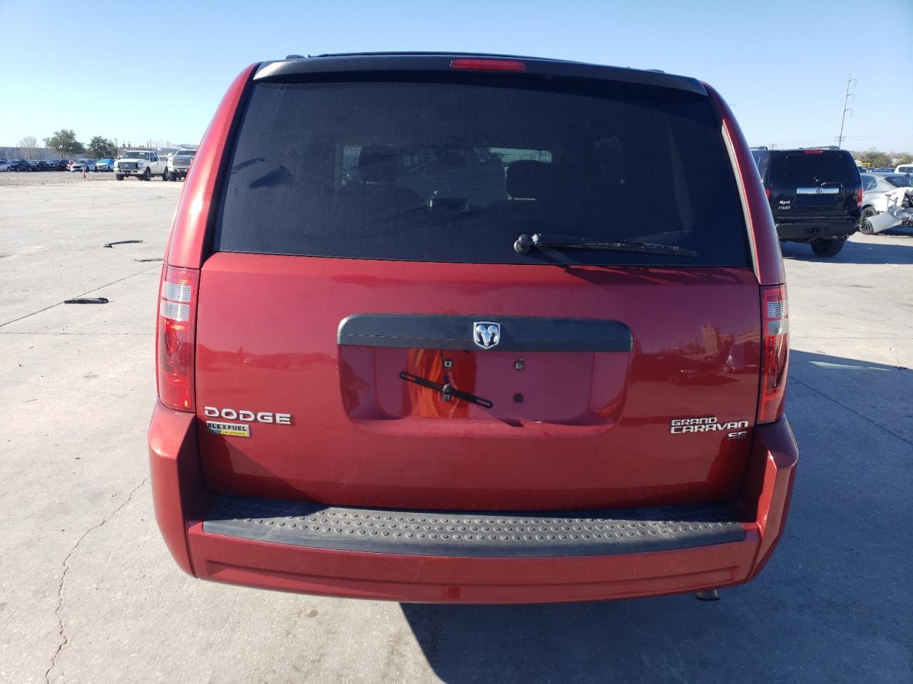 Photo 5 VIN: 2D4RN4DE3AR231622 - DODGE CARAVAN 